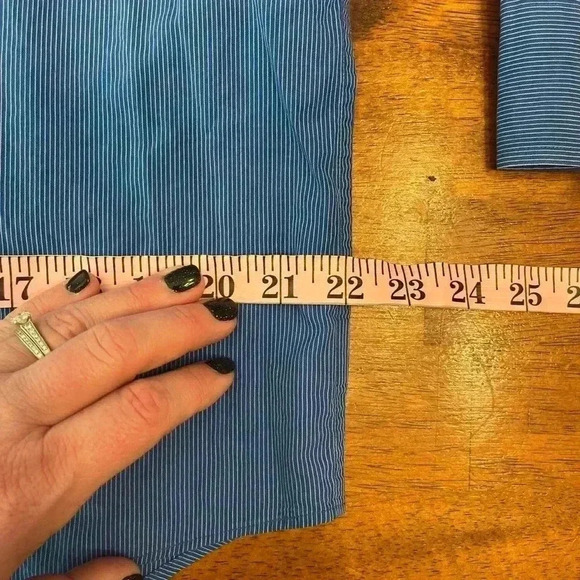 Men’s Michael by Michael Kors button down size medium - Picture 9 of 11